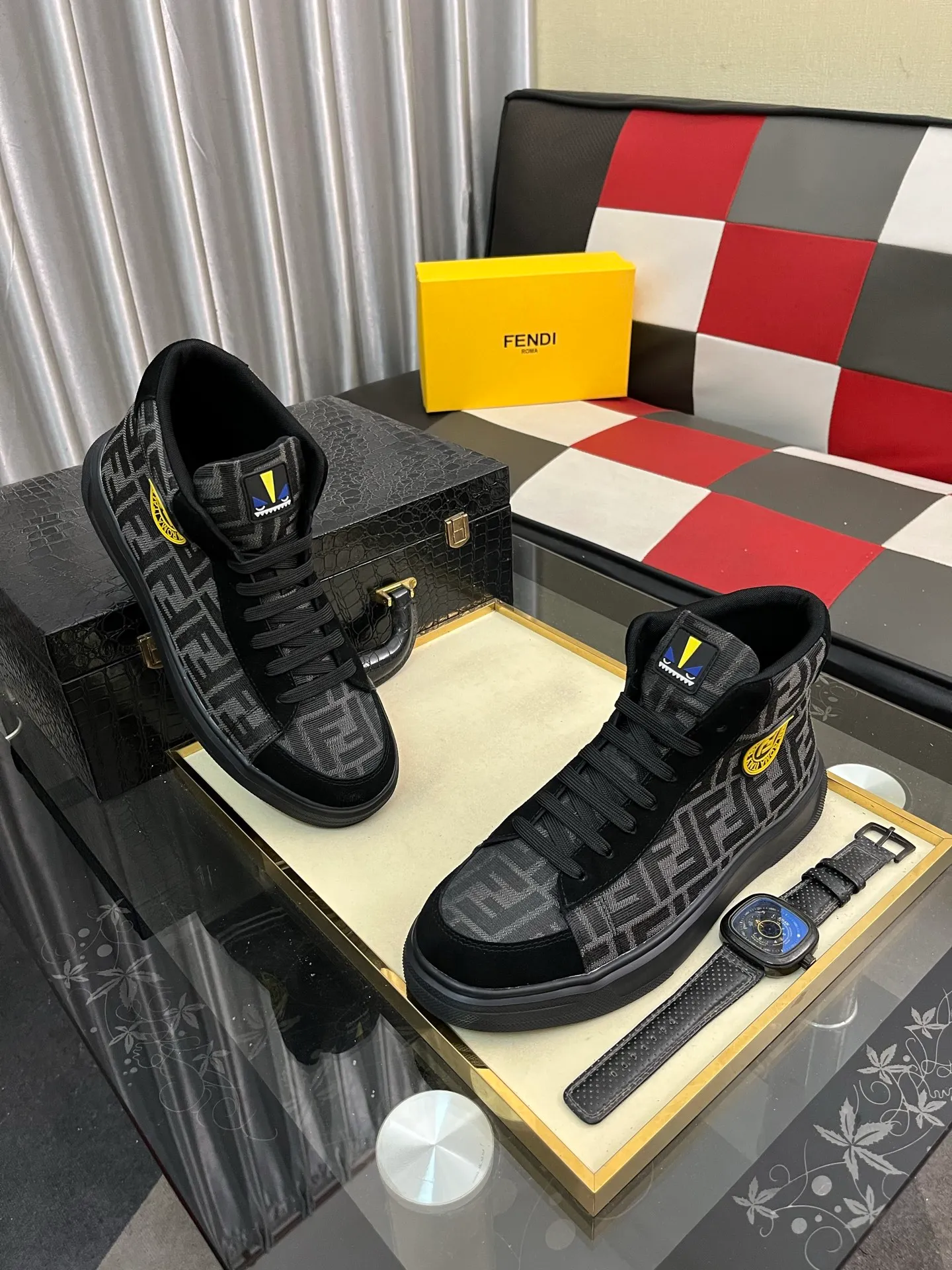 Men's Men's Shoes 💰440⌚️⌚️《 Fendi FENDI* 》 Latest hot-selling casual shoes, top brand [seduce] luxury ~ purchasing agency, top quality ~. [Strong] The upper is made of imported breathable cowhide with material ➕ breathable sheepskin lining (•) and fine workmanship. The original stylish and stylish soft rubber wear-resistant outsole is light and comfortable on the feet. The real thing looks better when taken in real life. Number of sizes: 38-442️⃣Colors available